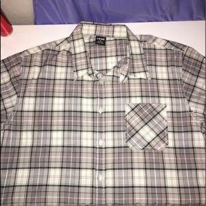 Men’s Plaid Button Down